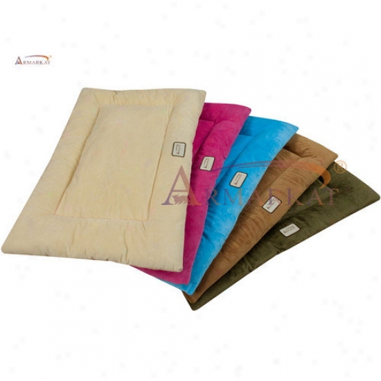 Armarkat Soft Velvet Pet Mat
